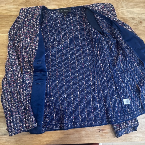 St. John Blue and Pink Tweed Blazer - Picture 9 of 13